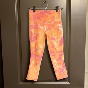 Athleta Salutation Stash Pocket II Capri